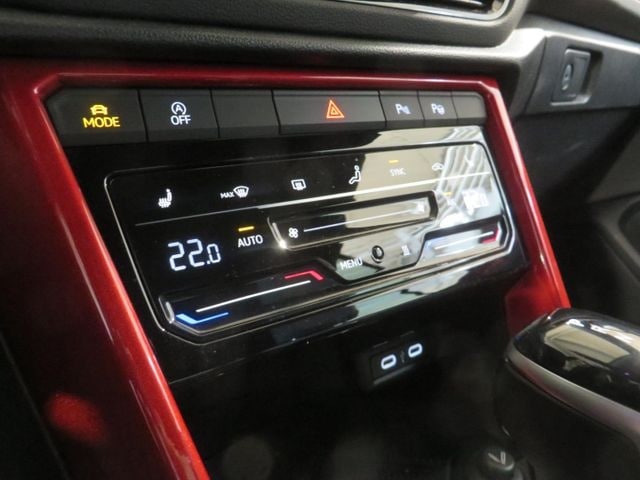 Volkswagen T-Roc 1.5 TSI Cabriolet DSG R-Line