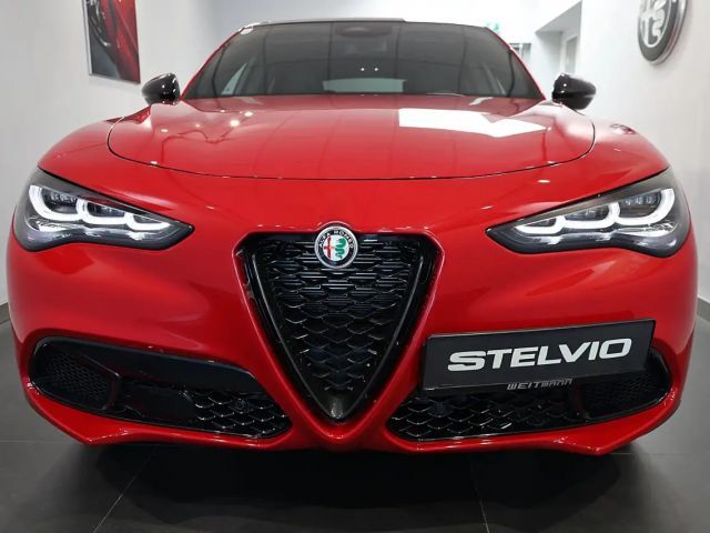 Alfa Romeo Stelvio AT8 Q4 Veloce