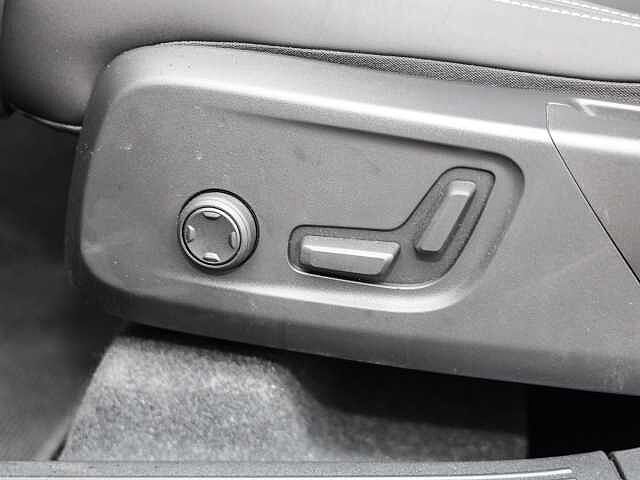 Volvo XC40 Dark Plus