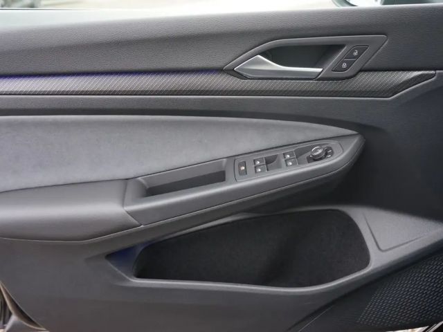 Volkswagen Golf 2.0 TSI Golf VIII