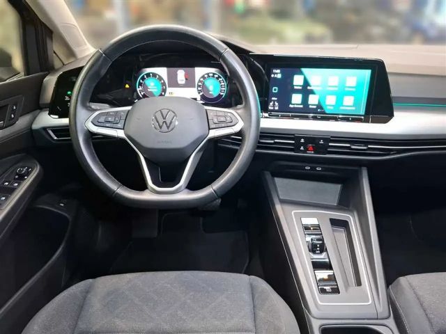 Volkswagen Golf 1.5 eTSI DSG Life