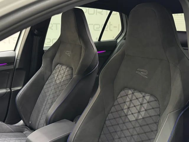 Volkswagen Golf 1.5 TSI R-Line