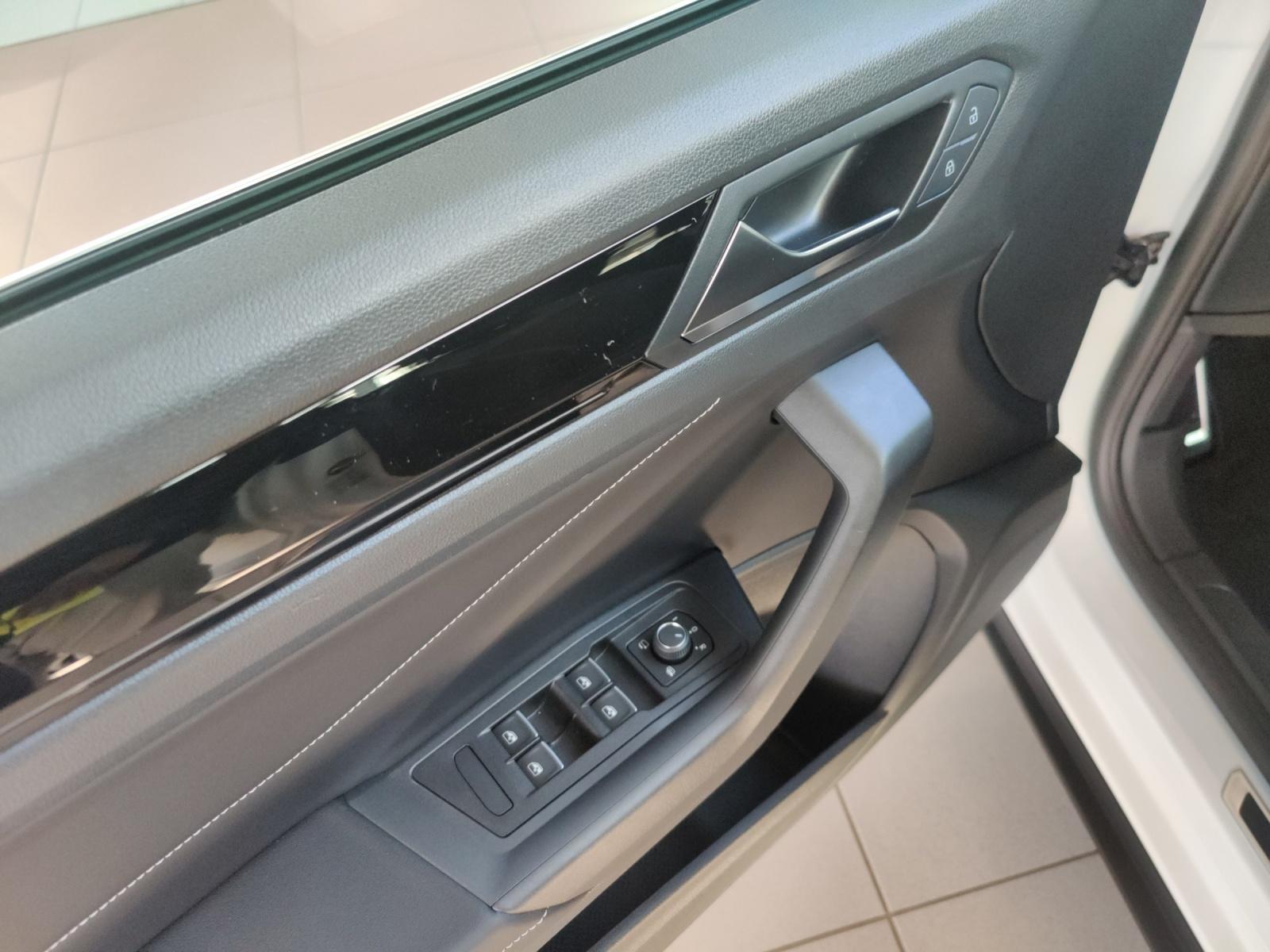 Volkswagen T-Roc 1.5 TSI Cabriolet DSG R-Line