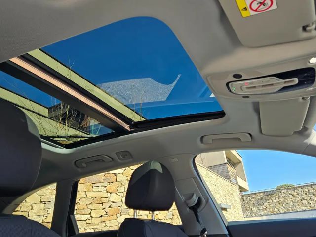 Audi A4 40 TDI Avant S-Line