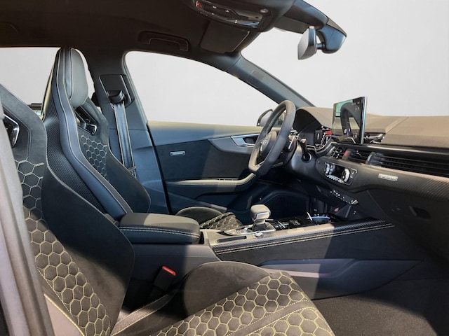 Audi RS4 Avant Quattro