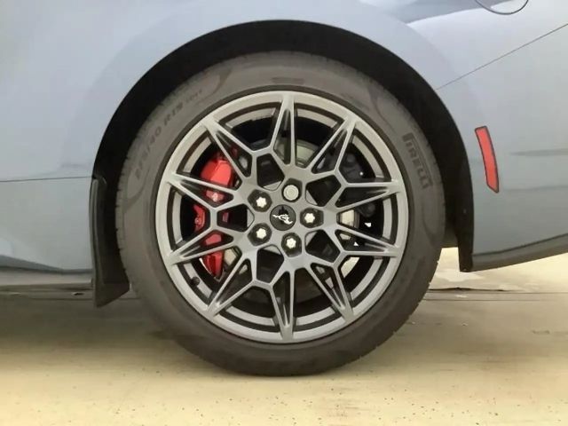 Ford Mustang Fastback GT 5.0 V8