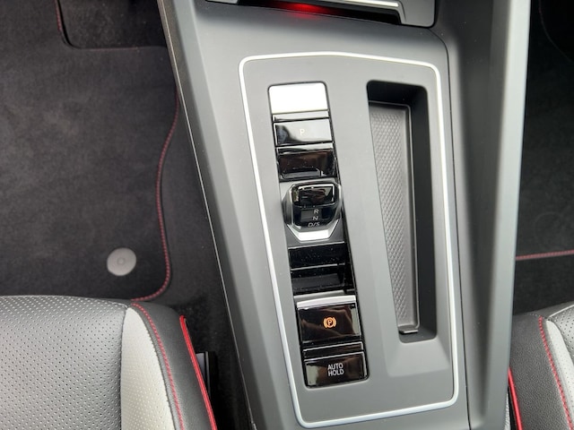 Volkswagen Golf 2.0 TSI DSG GTI