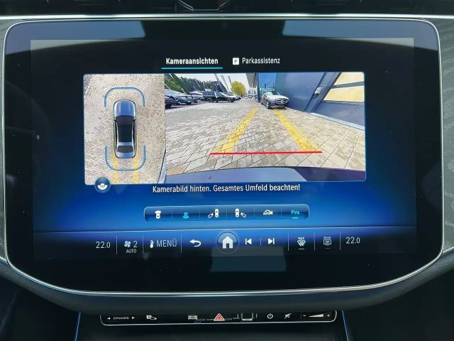 Mercedes-Benz E 220 AMG Line E 220 d Sedan