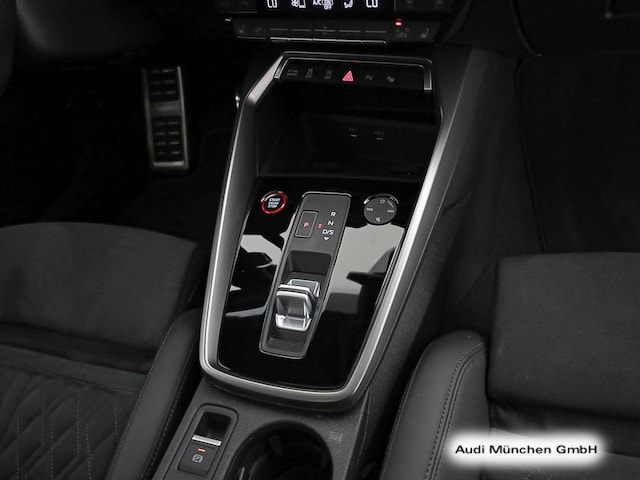 Audi RS3 Quattro S-Tronic Sedan