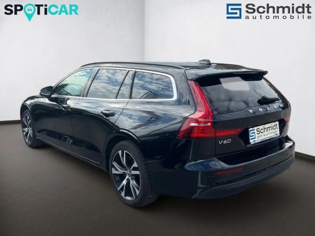 Volvo V60 Core Hybrid