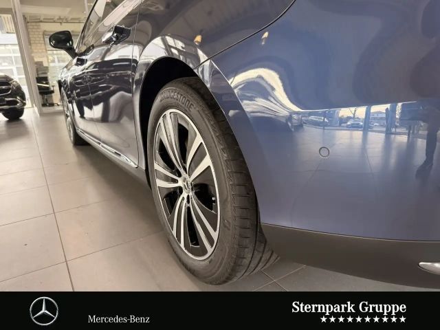 Mercedes-Benz EQE 350 Electric Art Sedan