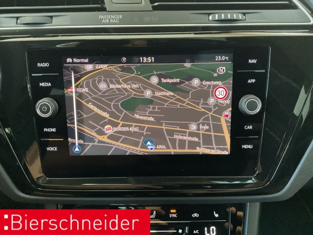 Volkswagen Touran 1.5 TSI DSG R-Line Style