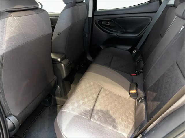 Toyota Yaris Hybride Team D