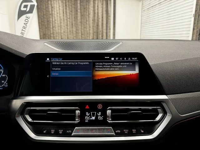 BMW 330 330e M-Sport Touring xDrive