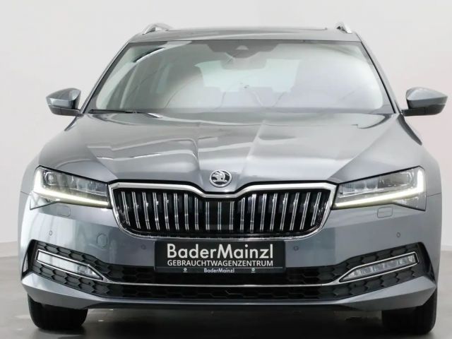 Skoda Superb 2.0 TDI Combi Style Style