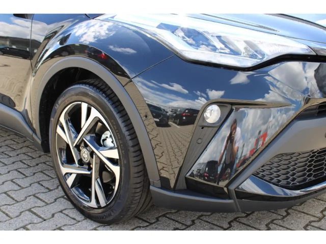 Toyota C-HR Hybride Team D