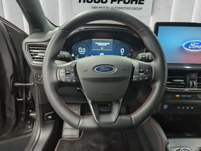 Ford Focus ST Line Wagon