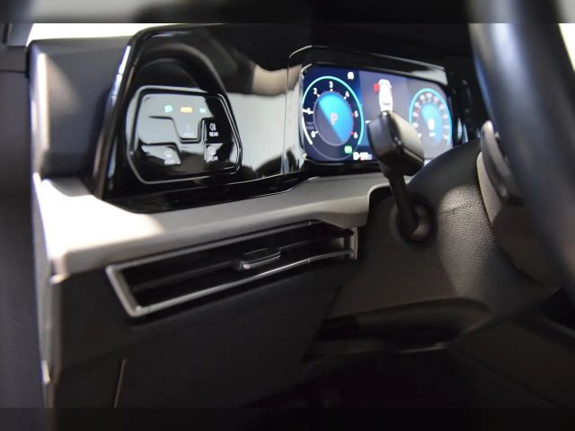 Volkswagen Golf DSG Golf VIII Life Variant