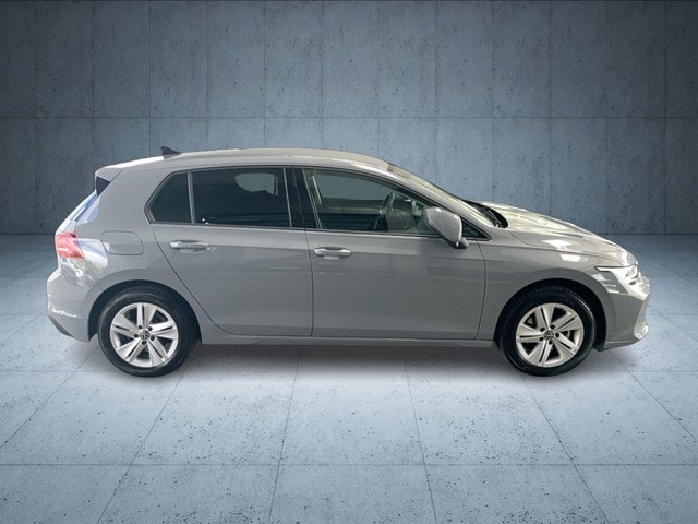 Volkswagen Golf 1.5 eTSI DSG Golf VIII Life