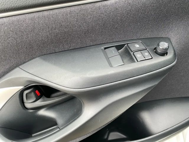 Toyota Yaris 1.0 VVT-i Comfort Hatchback