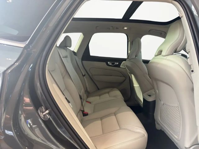 Volvo XC60 AWD Bright Recharge Ultra