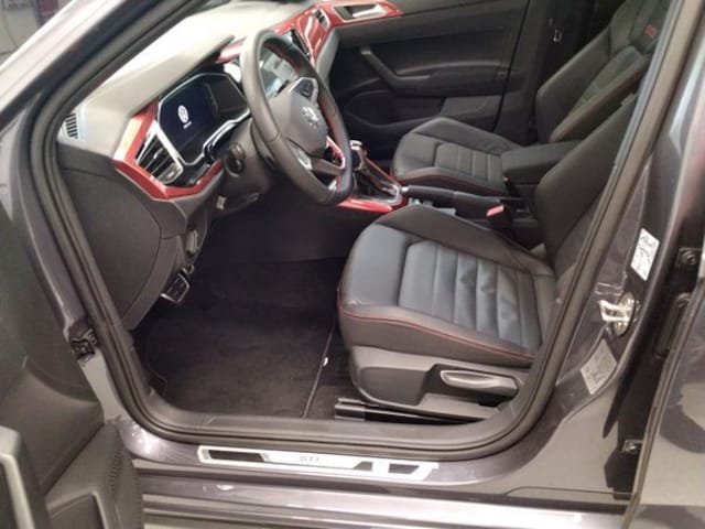 Volkswagen Polo 2.0 TSI DSG GTI