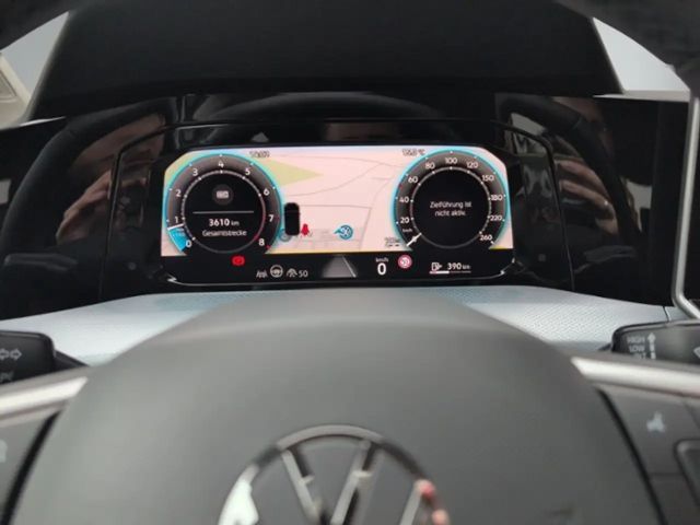 Volkswagen Golf 1.5 TSI Golf VIII