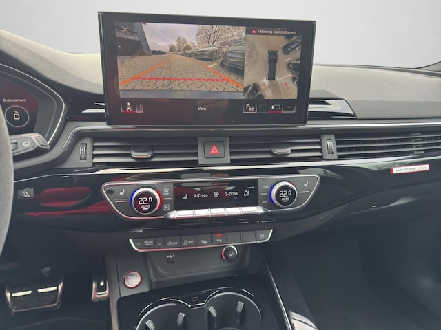 Audi RS4 Avant Quattro