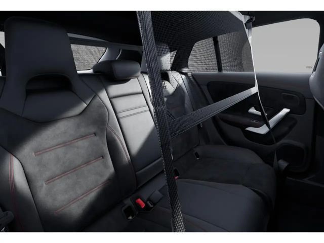 Mercedes-Benz CLA 180 AMG Line Shooting Brake