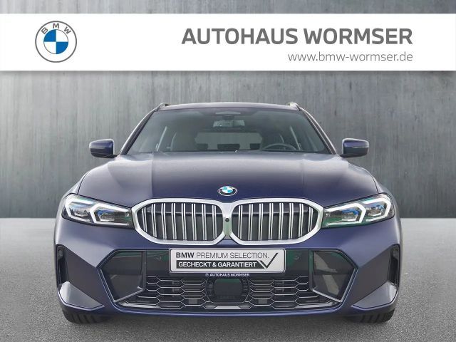 BMW 330 330d M-Sport Touring xDrive