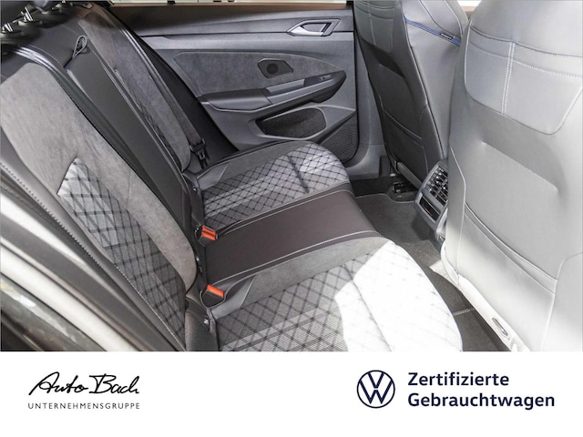 Volkswagen Golf 2.0 TDI DSG Golf VIII R-Line