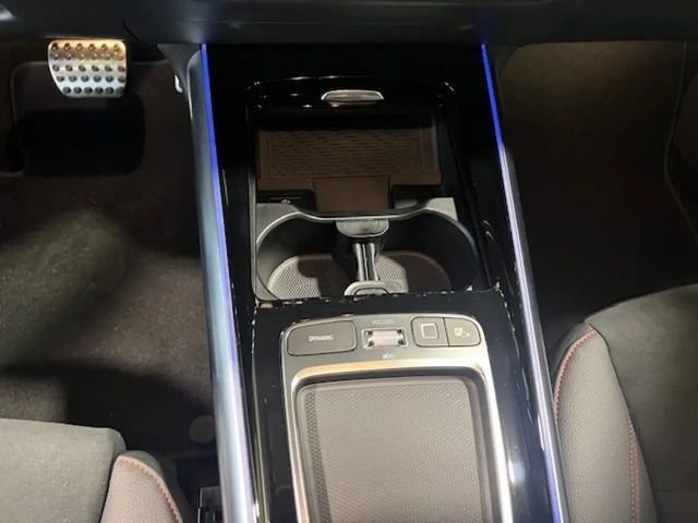 Mercedes-Benz GLA 220 4MATIC AMG Line