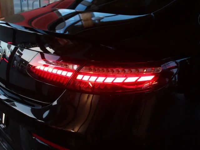 Mercedes-Benz E 200 AMG Line Coupé Designo