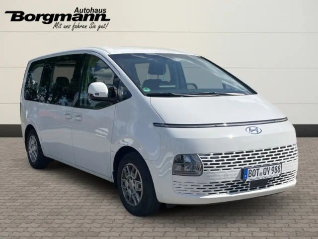 Hyundai Staria Trend