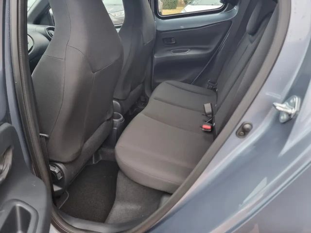 Toyota Aygo X 1.0 VVT-i Business