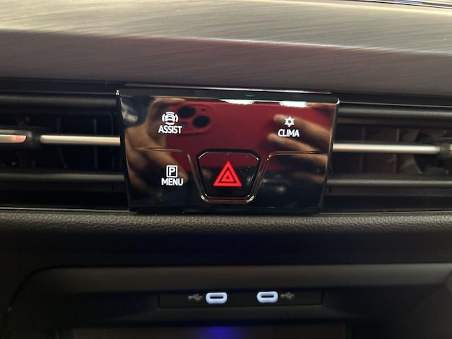 Volkswagen Golf 1.5 TSI Golf VIII Style