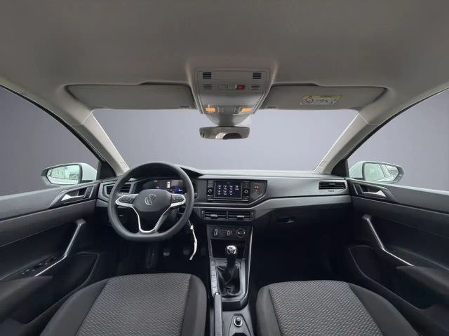 Volkswagen Polo Basis