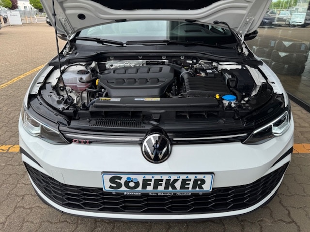 Volkswagen Golf 2.0 TSI