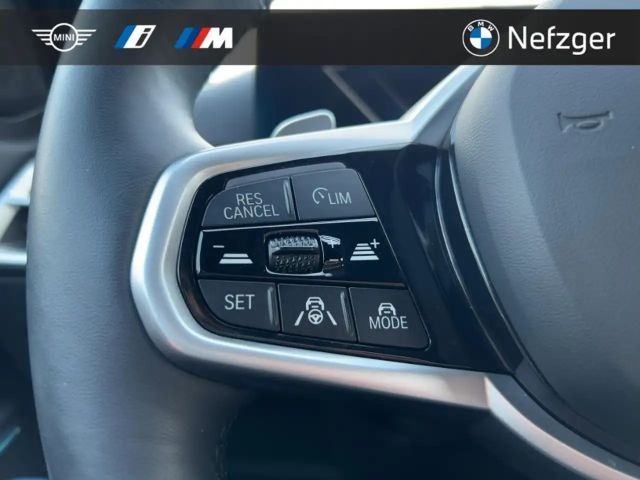 BMW 330 330d M-Sport Touring xDrive