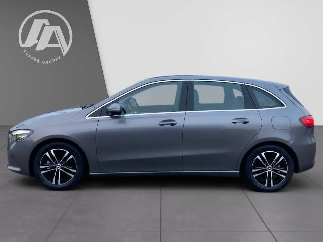 Mercedes-Benz B 180 Progressive Sedan