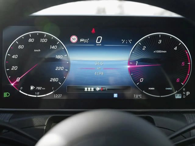 Mercedes-Benz C 220 AMG Line C 220 d Sedan