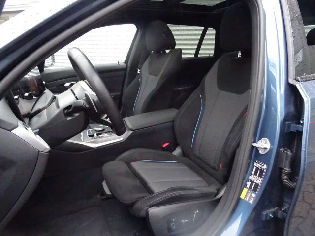 BMW 330 330e M-Sport Touring xDrive