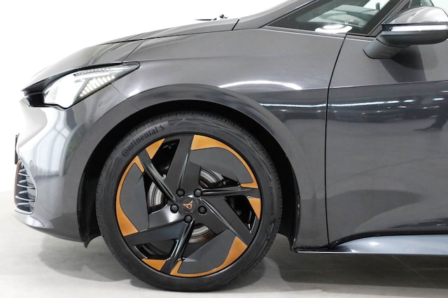 Cupra Born Born 62kW ACC Wärmepumpe Kamera SHZ Pano CarPlay