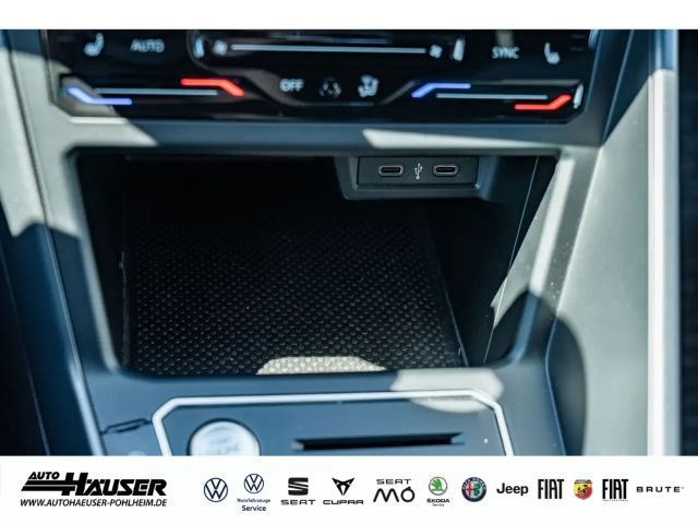 Volkswagen Taigo 1.0 TSI DSG R-Line