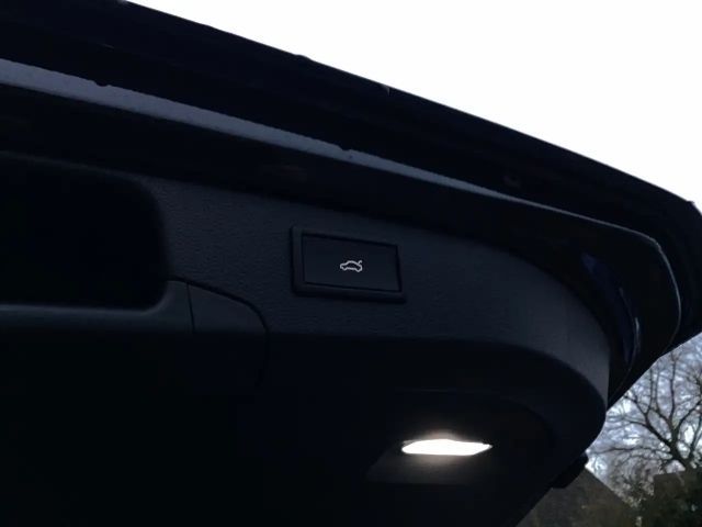 Volkswagen Passat 2.0 TDI Business DSG Variant