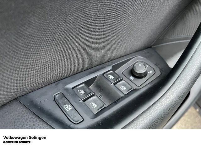 Volkswagen Passat 1.5 TSI Business DSG Variant