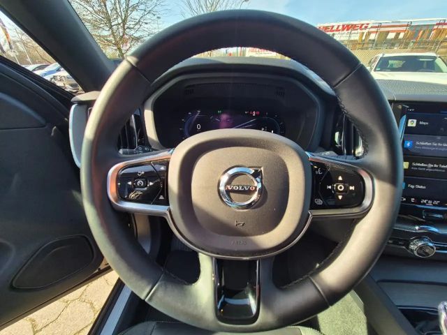 Volvo XC60 Dark Plus