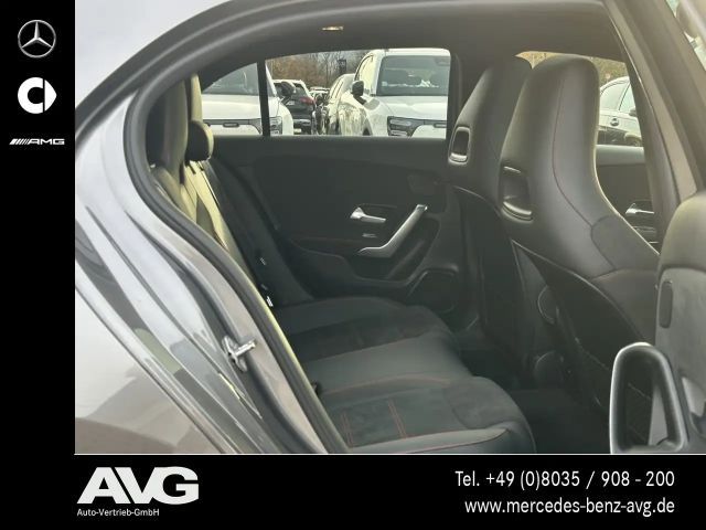 Mercedes-Benz A 250 AMG Line