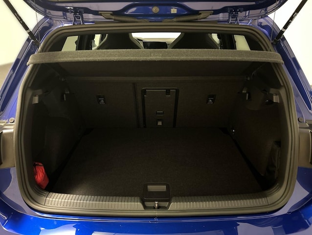 Volkswagen Golf 1.5TSI Navi LED-Matrix Anschlussgar