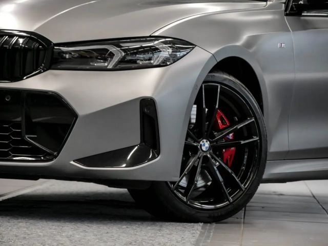 BMW 330 330i M-Sport Sedan xDrive